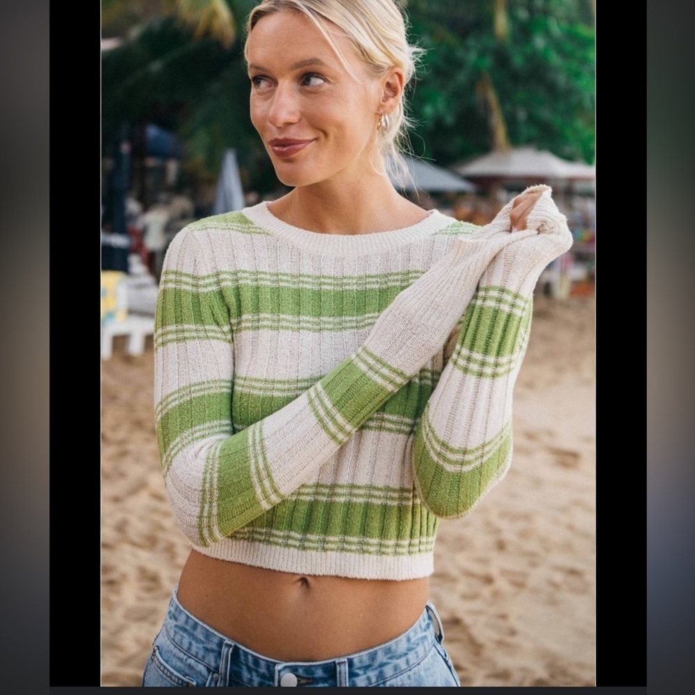 Billabong Clare green and Beige Knit Top sweater crop Size small